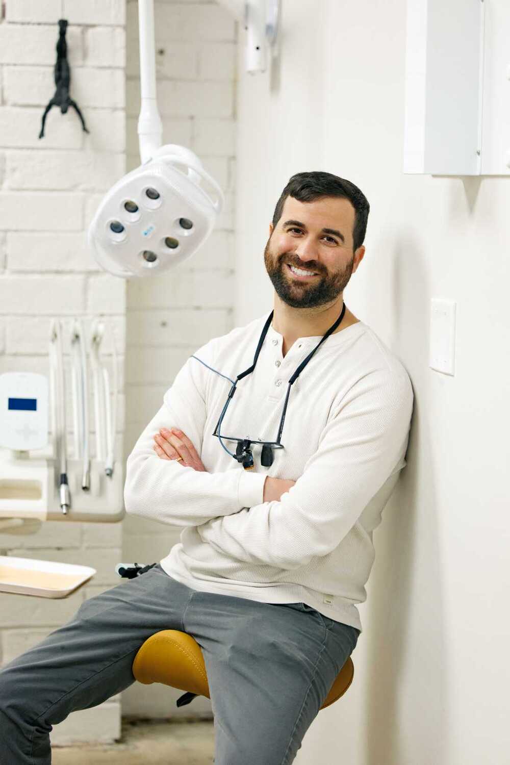 Perl Smile Chipped Tooth